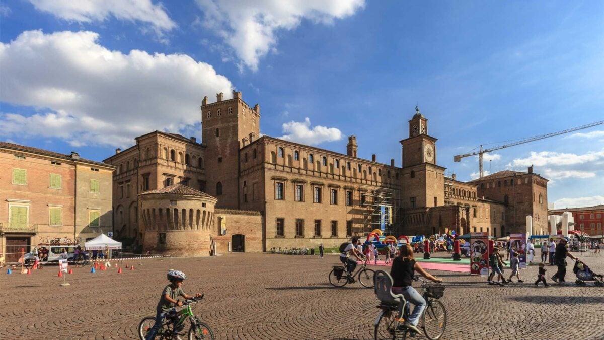 Carpi l’armoniosa. Una città-salotto accogliente e legata alle tradizioni