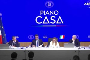 Meloni: «Con il Piano casa rigenerati 60.000 alloggi popolari»