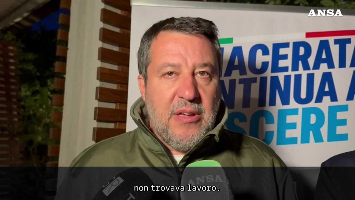 Salvini: «Via il permesso di soggiorno a chi delinque»