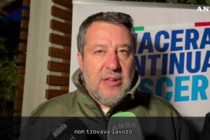 Salvini: «Via il permesso di soggiorno a chi delinque»