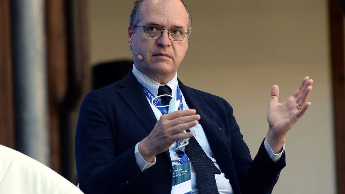 Su plasma e aspirina l’ex direttore Aifa nega ancora la realtà