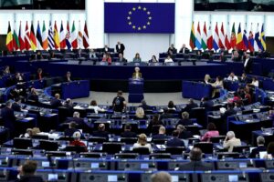 Il bilancio «monstre» spacca l’Europa in due