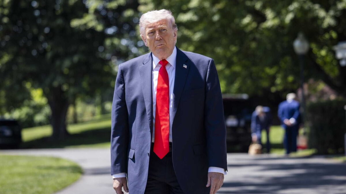 Trump: «Intesa entro settimana prossima». Parigi invia una nave