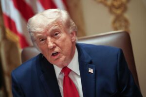 Trump frena sull’accordo di pace con l’Iran