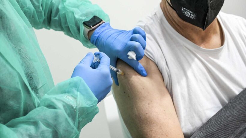 Varato il nuovo piano pandemico. Mai più lockdown e vaccini per tutti