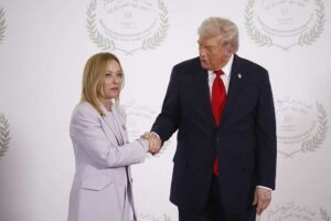 Meloni a Trump: «Io e l’Italia non imploriamo mai»