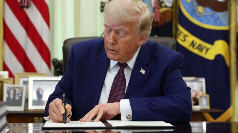 Intelligenza artificiale, Trump firma l’ordine che mette d’accordo i Maga