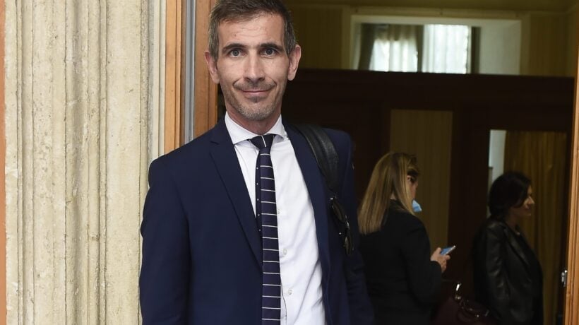 «È stato complice oppure incapace»