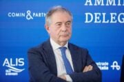 «I prezzi del petrolio sono crollati. Pure la benzina può calare di più»