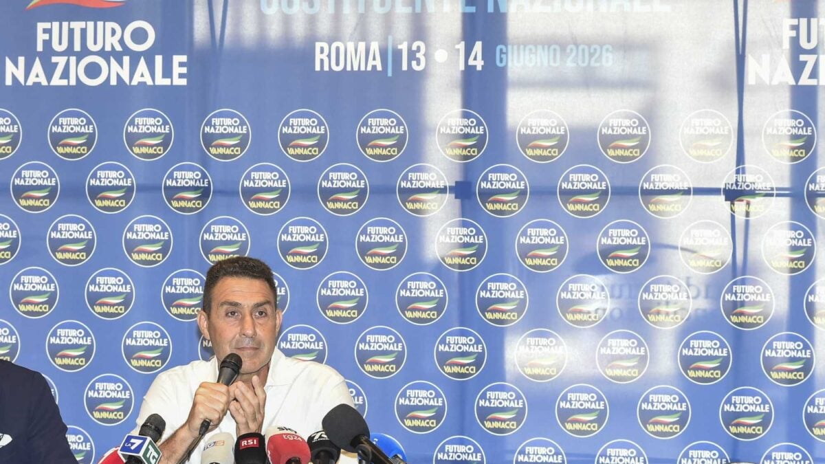 Fare la guerra a Vannacci è inutile. Bisogna trovare un accordo con lui