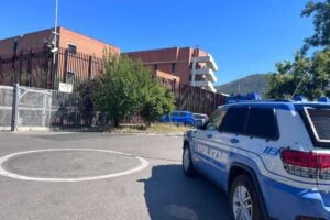 Cella piccola e carcere affollato. Sconto di pena al pedofilo pakistano
