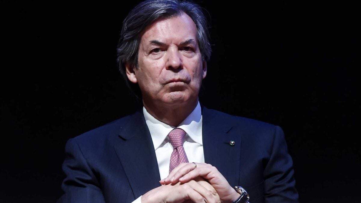 Intesa accelera sull’Opa a Mps, Delfin arretra