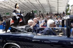«Re» Mattarella: «Siamo frutto di migrazioni e ci piace così»