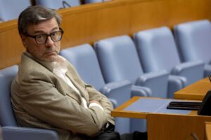 Giorgetti: uscire da Mps. Il Pd vuol rientrarci