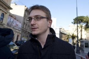 Il lavoro da contabile, l’affitto nel Milanese. La seconda vita di Stasi