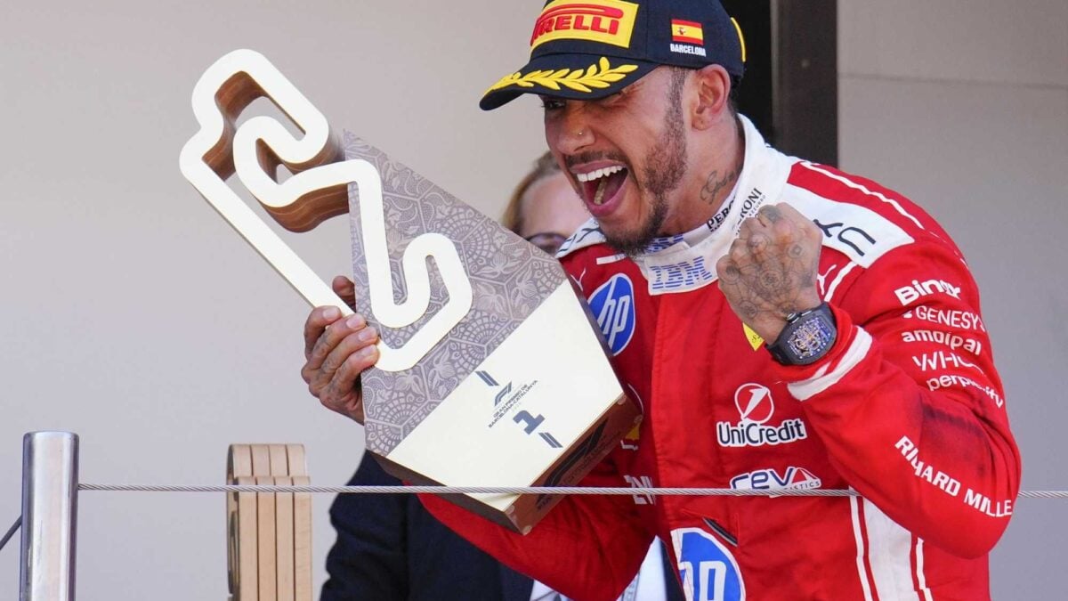 F1, la Ferrari vince dopo due anni. Hamilton trionfa, Antonelli va ko