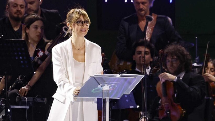 La femminista Cortellesi fa a pezzi la storia