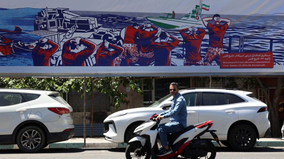 Medio Oriente in cerca di stabilità. Hormuz resta l’ago della bilancia