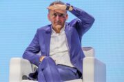 Socialisti e Verdi pressano Ursula sul consulente IA preso da Siemens