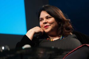 Cadono tutti i maestri venerati dalla sinistra