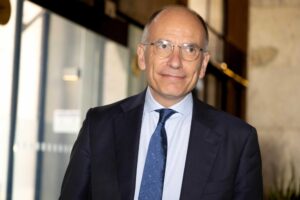 Dopo che il Pd ci ha fatto pagare Mps Letta mette il cappello sull’offerta