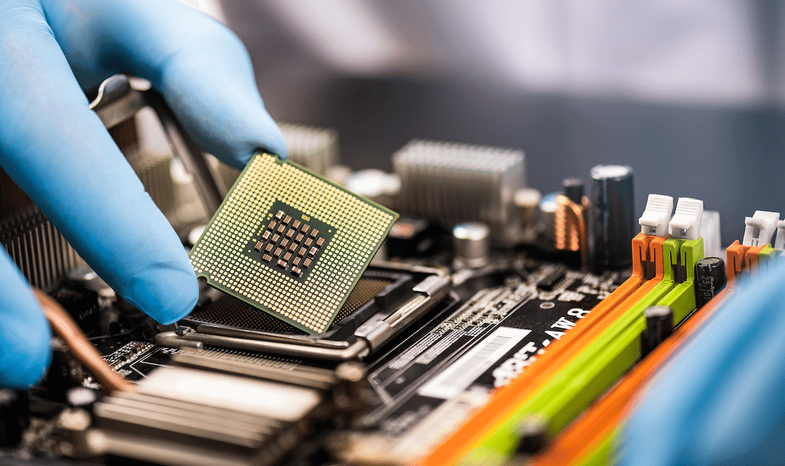 Pechino vuole governarci con i chip ma la sua fabbrica in Italia è un flop