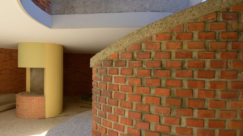 Dettaglio della scalinata di villa Mainardis (courtesy Raggi e ArchiTetture-Ville di Lignano)