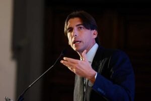 I sindaci vogliono fare un partito. Altra spina nel fianco della sinistra