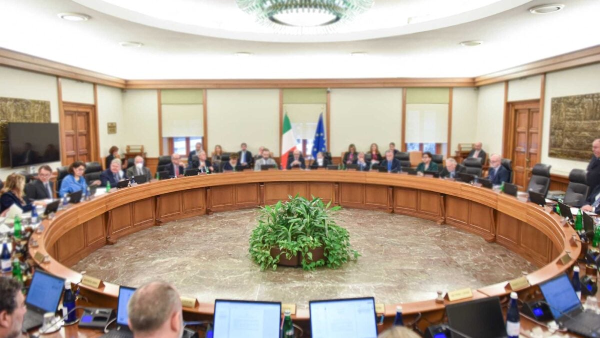 Al Csm continua la solita spartizione
