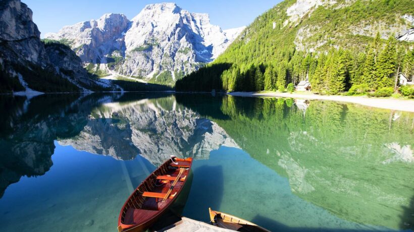 I mille sentieri del benessere alpino tra vette e l’ospitalità al Bad Moos Resort