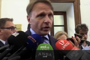 Lollobrigida: «I lavoratori vanno rispettati tutti, immigrati e non»