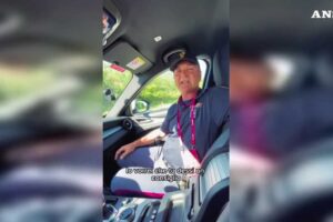 Sicurezza stradale, Kimi Antonelli con la Polizia: «Velocità solo in pista»