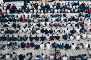 Apriamo gli occhi: per gli islamici siamo servi