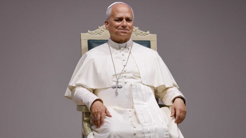 Il Papa a gamba tesa sull’eutanasia: «Il medico non può servire la morte»