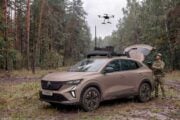 Renault con l’elmetto: farà droni e suv militari