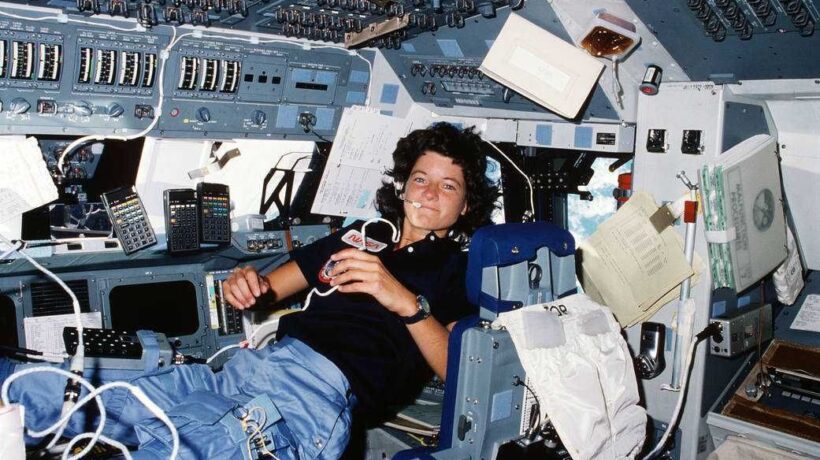 Sally Ride a bordo dello Shuttle Challenger il 18 giugno 1983 (Nasa)