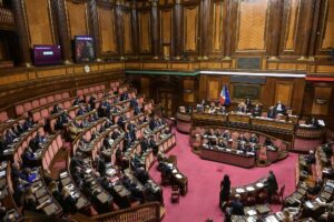 Il ddl sul Fine vita torna in Commissione. L’Aula non vota il testo della sinistra