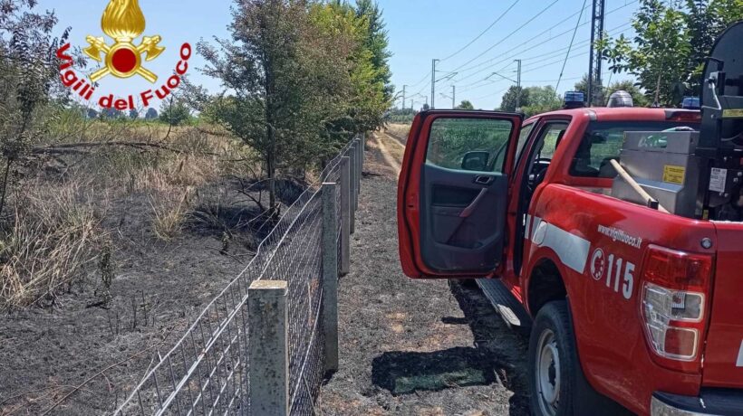 Anarchici e ladri bloccano i treni. Ma per la sinistra è colpa di Salvini