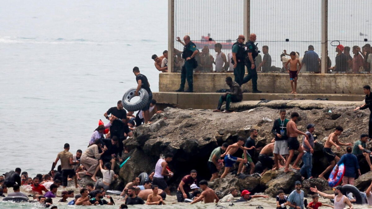 Ora si può dire: l’immigrazione è un’arma