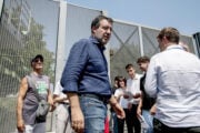 Salvini torna a Bollate e la Lega deposita una proposta di legge per liberare Roggero