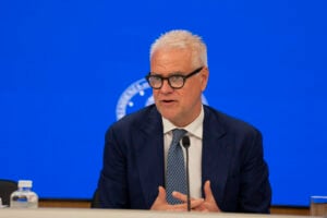 Contratti pubblici. Zangrillo: «La sinistra ha puntato sulla paga minima. Con noi salari su del 18%»