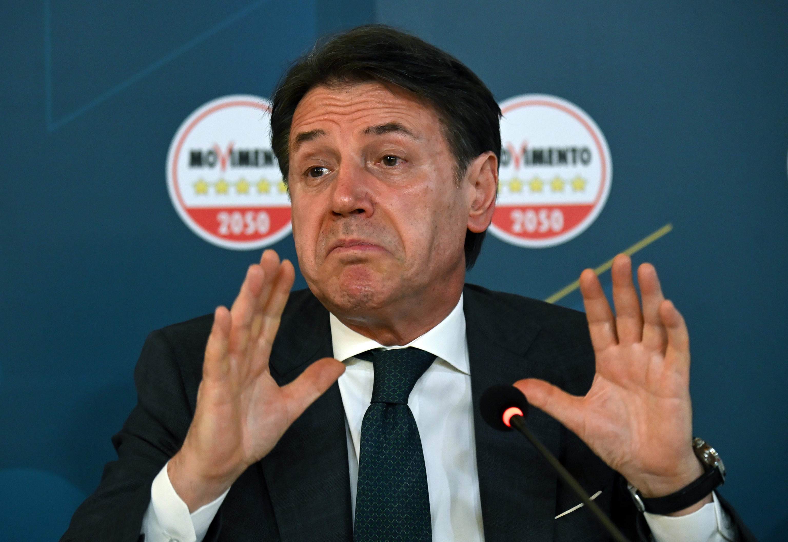 Giuseppe Conte evita l'audizione, ma il tempo si esaurisce