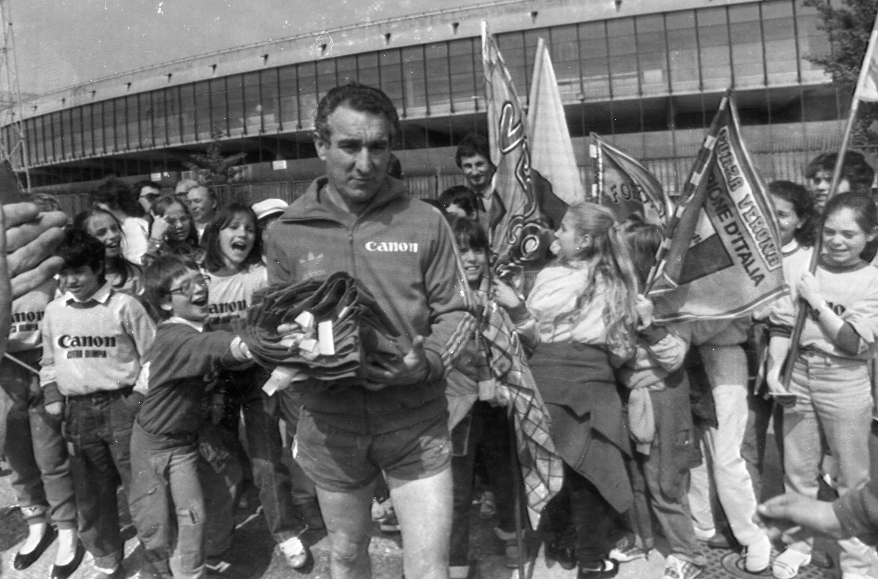 addio a osvaldo bagnoli l8217allenatore dello storico scudetto dell8217hellas verona da Laverita.info addio a osvaldo bagnoli l8217allenatore dello storico scudetto dell8217hellas verona