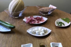 Cuciniamo insieme | Farro con melone e prosciutto