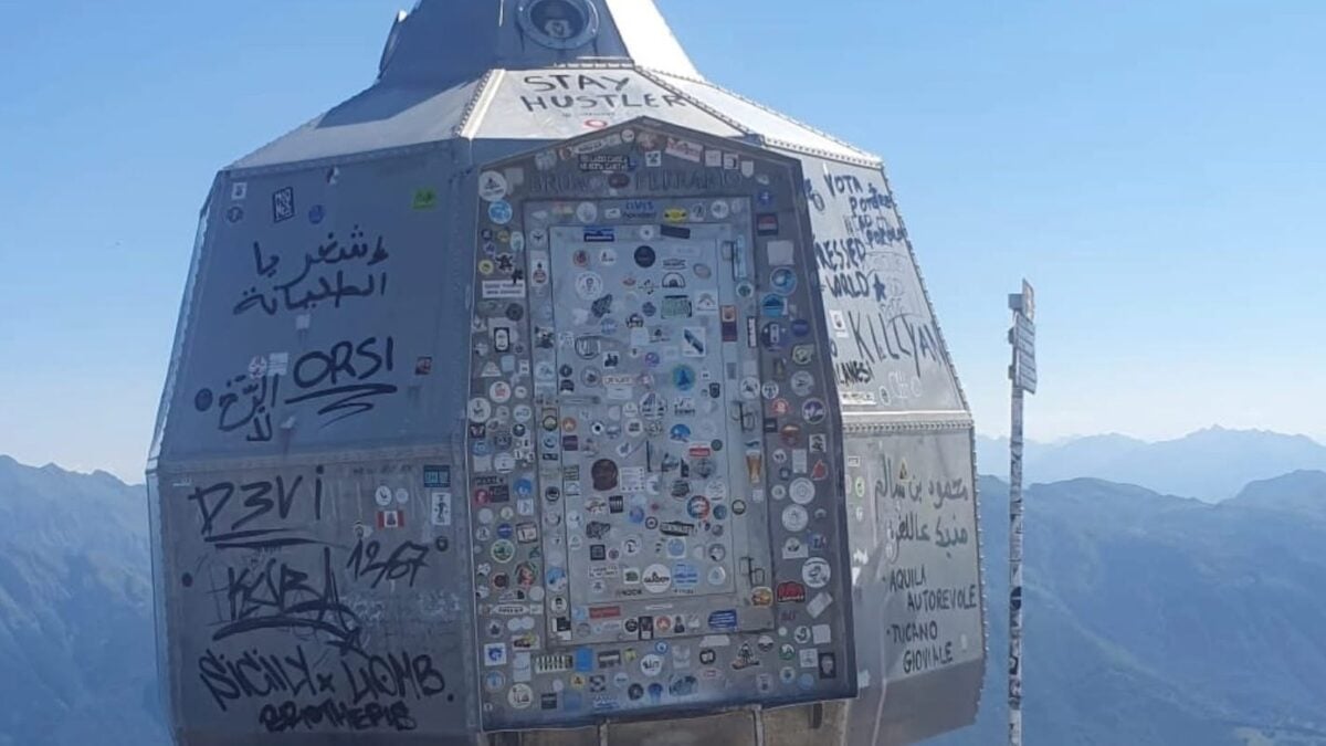 Ultima vetta dei maranza. Salgono sui monti per vandalizzare i rifugi