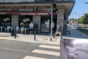 accoltellato milano