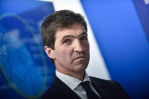 acquaroli violenza stranieri