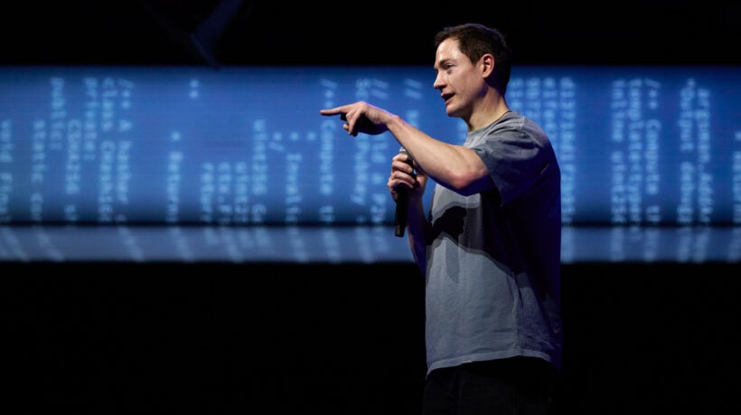 Il miliardario punta all’immortalità smembrando il proprio figlio clone