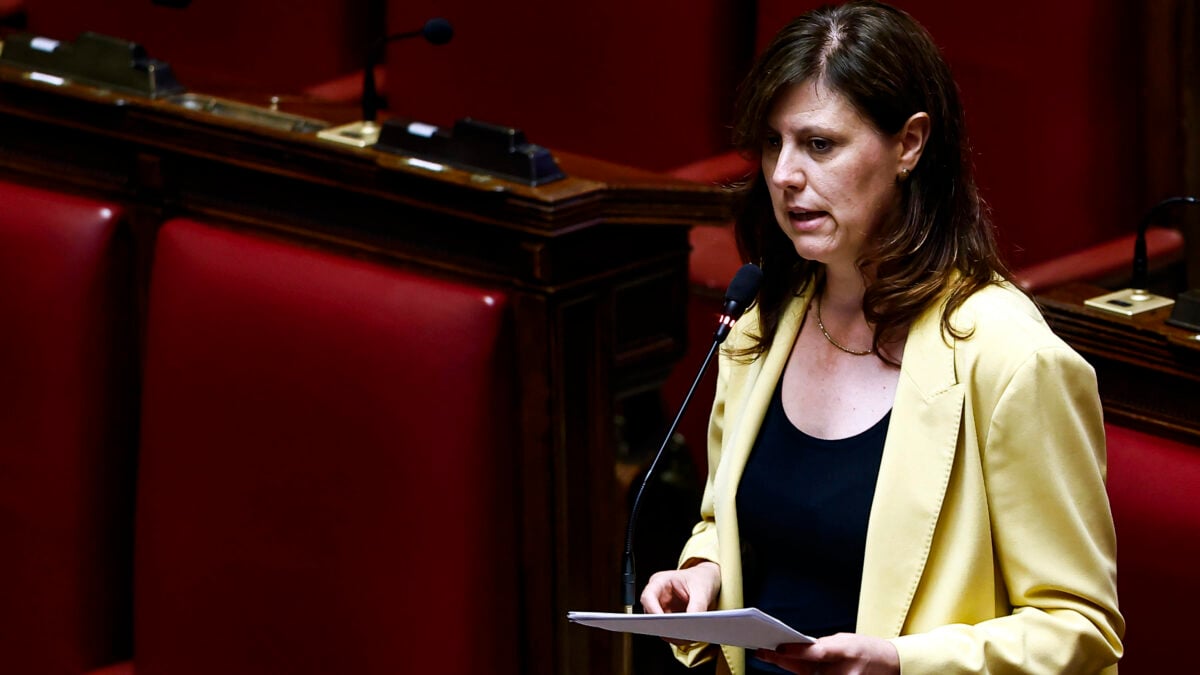 Il Pd condanna pure la solidarietà per Roggero: «Tutta propaganda sulla sicurezza»