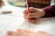 scuola woke compiti vacanze